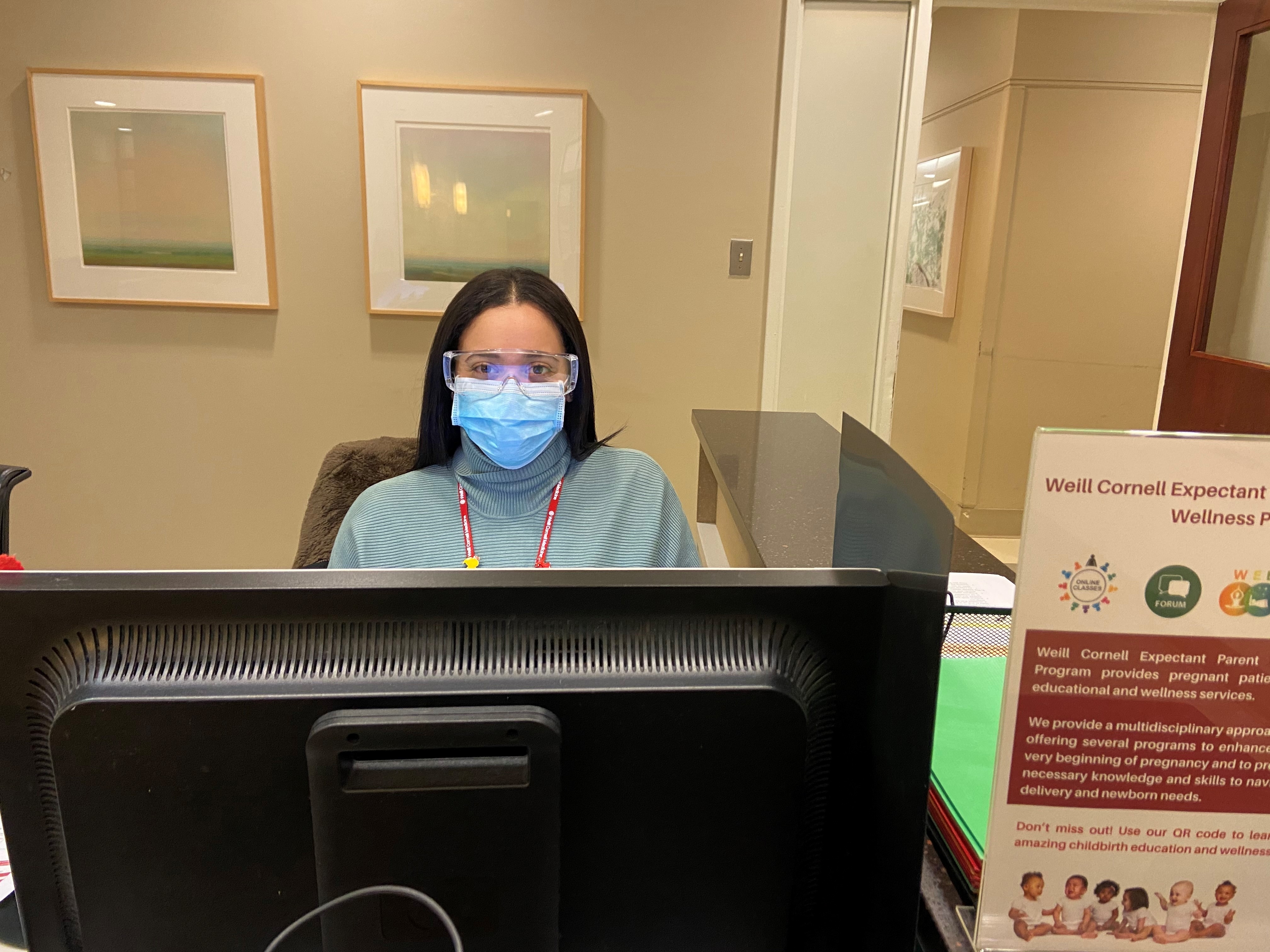 Receptionist in mask